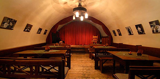 Blick in den Weinkeller des Gasthaus Alte Welt